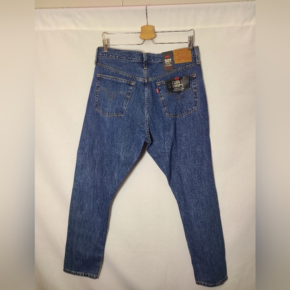 New with tags Levis womens 501 jeans- size 31 - Picture 4 of 7